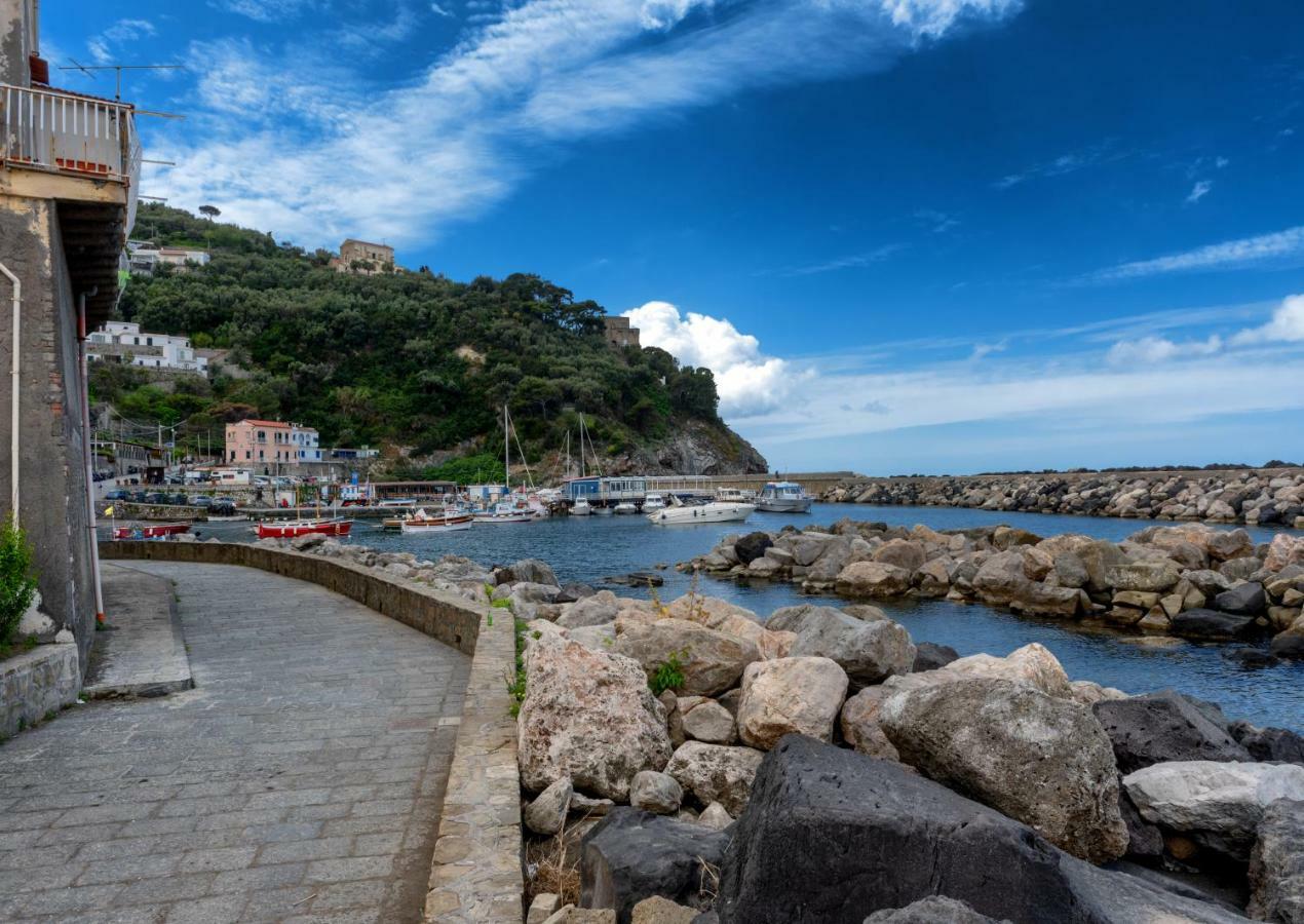 La Casa Sulla Scogliera Villa Massa Lubrense Kültér fotó
